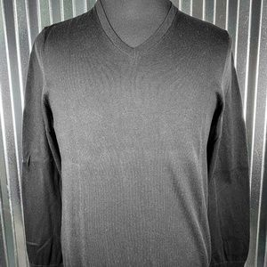 Banana Republic Gray V-Neck Sweater M